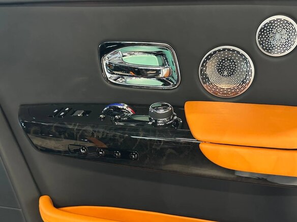 2021 Rolls-Royce Phantom VIII (Series I), чёрный, 45000000 рублей - вид 19