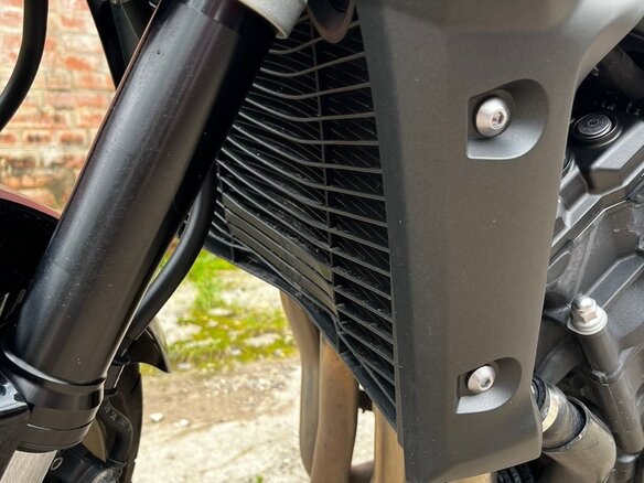 2009 Yamaha FZ1, чёрный, 999999 рублей - вид 10