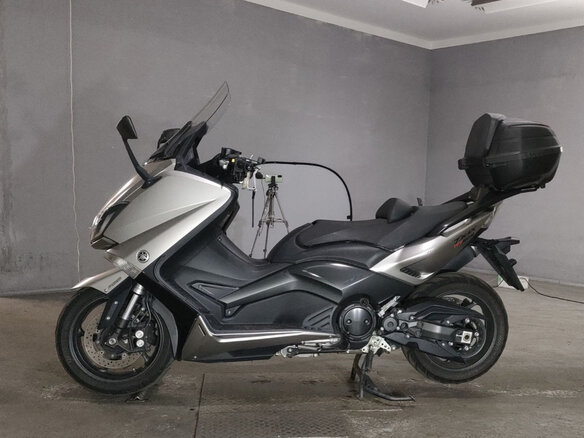 2016 Yamaha TMAX, бежевый, 700000 рублей