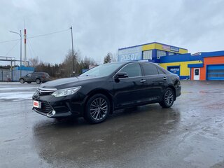 2015 Toyota Camry VII (XV50) Рестайлинг, чёрный, 2050000 рублей, вид 1