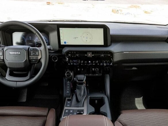 2026 Toyota Land Cruiser Prado 250 Series, серебристый, 9530000 рублей - вид 8
