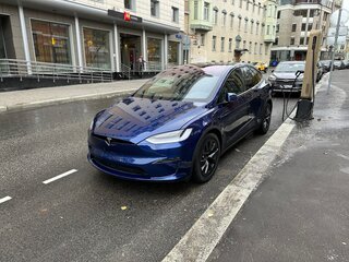2022 Tesla Model X Long Range I Рестайлинг, синий, 8950000 рублей, вид 3