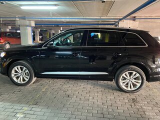 2018 Audi Q7 II (4M), чёрный, 4150000 рублей, вид 4