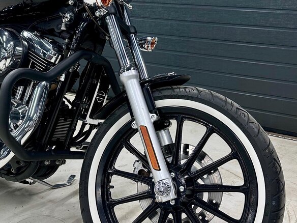 2010 Harley-Davidson Sportster 1200, чёрный, 750000 рублей - вид 1
