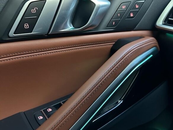 2022 BMW X6 30d III (G06), синий, 11950000 рублей - вид 6