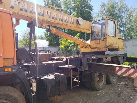2007 КамАЗ 43118, золотистый, 2100000 рублей - вид 3
