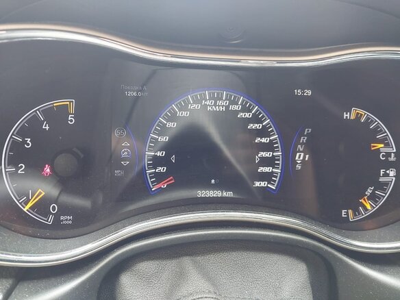 2013 Jeep Grand Cherokee IV (WK2) Рестайлинг, чёрный - вид 15