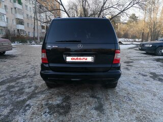 2002 Mercedes-Benz M-Класс 320 I (W163) Рестайлинг, чёрный, 749000 рублей, вид 5