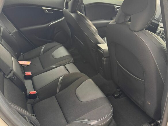 2013 Volvo V40 II, белый, 920000 рублей - вид 9