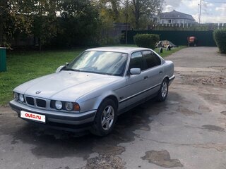 1995 BMW 5 серии 520i III (E34), серебристый, 300000 рублей, вид 1
