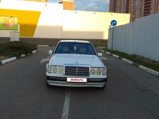 1987 Mercedes-Benz W124 200, белый, 475000 рублей, вид 4