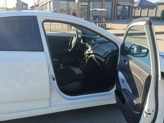 2014 Hyundai Solaris I Рестайлинг, белый, 790000 рублей, вид 5