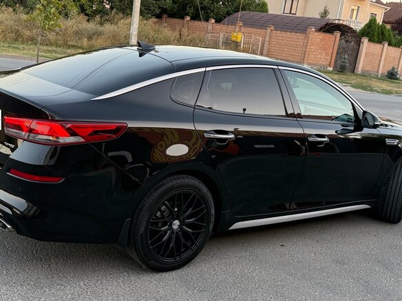 2018 Kia Optima IV Рестайлинг, чёрный, 2600000 рублей - вид 14