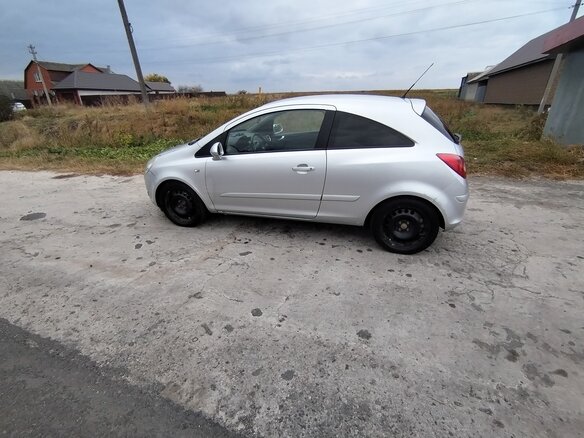 2007 Opel Corsa D, серебристый, 420000 рублей - вид 4