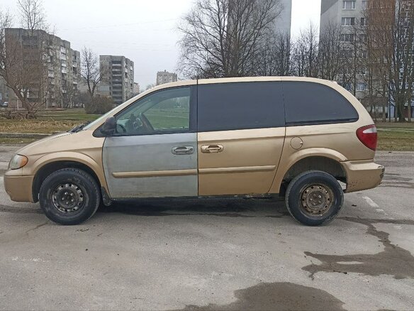 2005 Dodge Caravan 4-speed IV, золотистый, 350000 рублей - вид 7