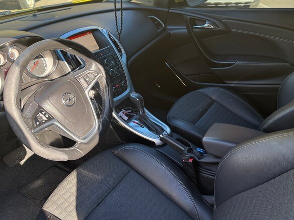 2014 Opel Astra GTC J Рестайлинг, жёлтый, 950000 рублей - вид 6
