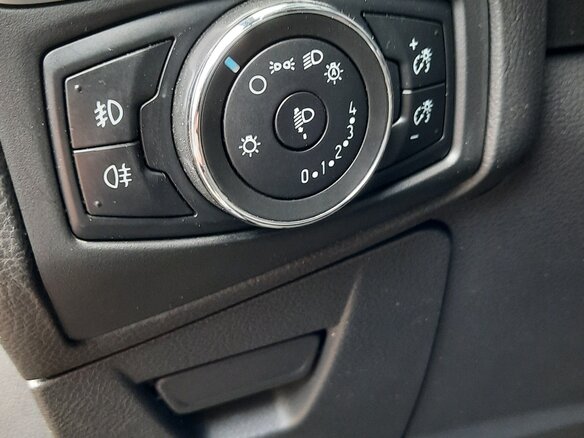 2014 Ford Focus III, чёрный, 1100000 рублей - вид 14