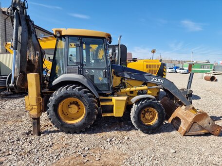 2012 John Deere 325K, жёлтый, 4000000 рублей, вид 4