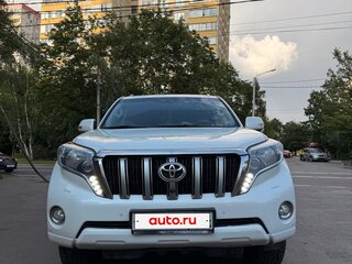 2016 Toyota Land Cruiser Prado 150 Series Рестайлинг 1, белый, 4000000 рублей, вид 2