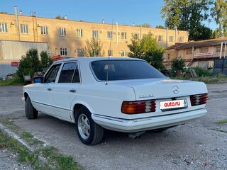 1980 Mercedes-Benz S-Класс 280 II (W126), белый, 500000 рублей, вид 4