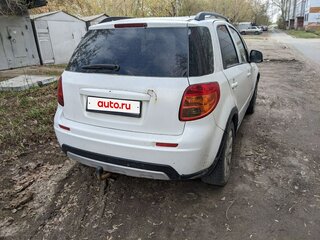 2012 Suzuki SX4 I (Classic) Рестайлинг, белый, 740000 рублей, вид 2