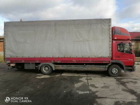 2004 Mercedes-Benz Atego, красный, 2900000 рублей, вид 4