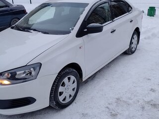 2010 Volkswagen Polo V, белый, 867000 рублей, вид 1