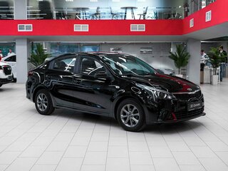 2021 Kia Rio IV Рестайлинг, чёрный, 1490000 рублей, вид 3