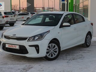 2020 Kia Rio IV, белый, 1190000 рублей, вид 3