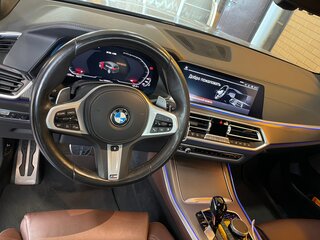 2020 BMW X5 40i IV (G05/G18), чёрный, 7000000 рублей, вид 4