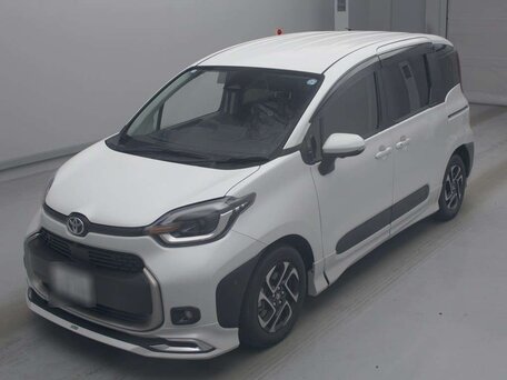 2026 Toyota Sienta III, белый, 2380555 рублей, вид 1