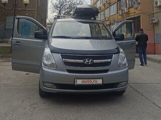 2011 Hyundai Grand Starex I, серый, 2300000 рублей, вид 2