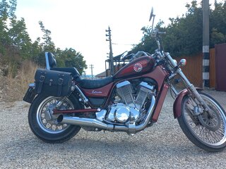 Suzuki Intruder VS 400