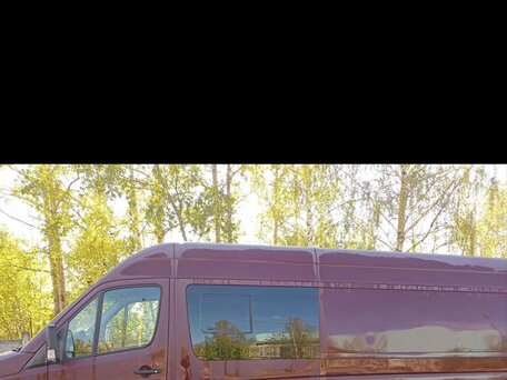 2013 Volkswagen Crafter, красный, 2800000 рублей, вид 3