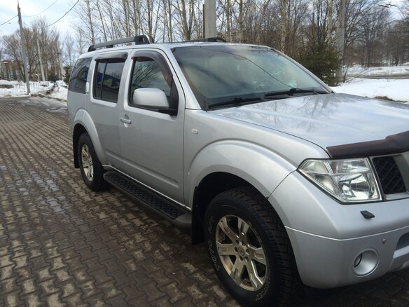 2005 Nissan Pathfinder III, серый, 1500000 рублей - вид 1