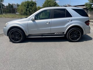 2006 Mercedes-Benz M-Класс 500 II (W164), серый, 1250000 рублей, вид 3