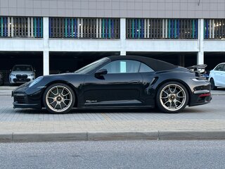 2020 Porsche 911 Turbo S VIII (992), чёрный, 18500000 рублей, вид 3