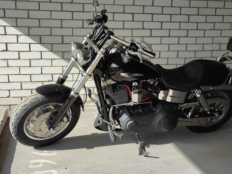 2012 Harley-Davidson Fat Bob, чёрный, 900000 рублей, вид 3