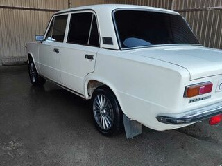1985 Lada (ВАЗ) 2101, белый, 307000 рублей, вид 4