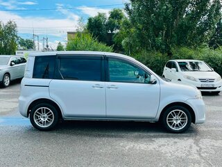 2013 Toyota Sienta I Рестайлинг 2, серый, 999000 рублей, вид 5