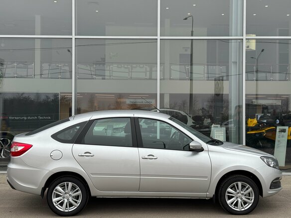 2026 Lada (ВАЗ) Granta I Рестайлинг, серебристый, 1233000 рублей - вид 8