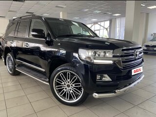 2015 Toyota Land Cruiser 200 Series Рестайлинг 2, чёрный, 5200000 рублей, вид 4
