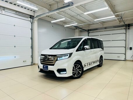 Honda Stepwgn V Рестайлинг