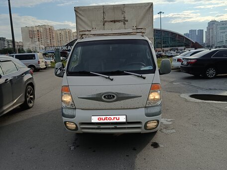 2008 Kia Bongo, белый, 690000 рублей, вид 3