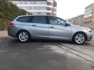 2019 Peugeot 308 II Рестайлинг, серый, 1450000 рублей, вид 4