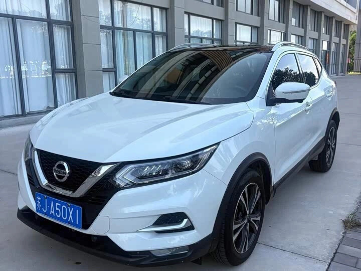 Открыть фотографии: Nissan Qashqai II Рестайлинг