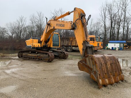 2017 Hyundai R300LC, жёлтый, 7990000 рублей, вид 2