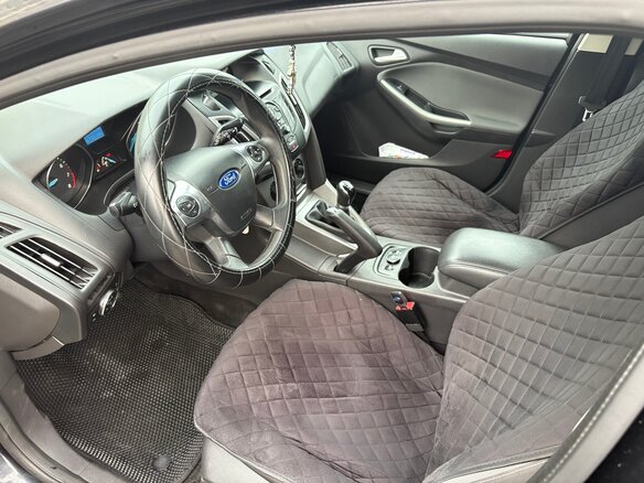 2014 Ford Focus III, чёрный, 590000 рублей - вид 5