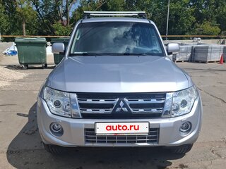2011 Mitsubishi Pajero IV Рестайлинг 1, серебристый, 2300000 рублей, вид 2