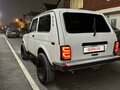 2011 Lada (ВАЗ) 2121 (4x4) I Рестайлинг, белый, 650000 рублей - вид 8